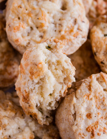 Black Pepper Cheddar Scones