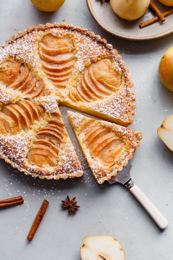 pear and apricot frangipane tart