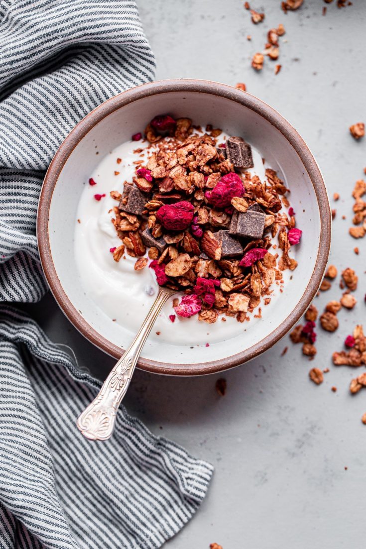 Chocolate Chunk Raspberry Granola (Easy Gluten Free Granola Recipe) - A ...