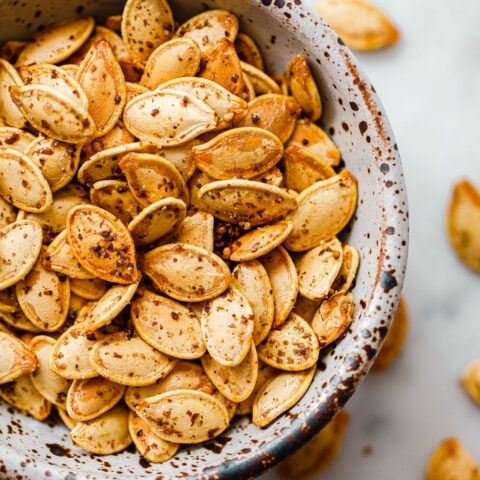 Za'atar Roasted Pumpkin Seeds (How to Clean and Roast Pumpkin Seeds ...