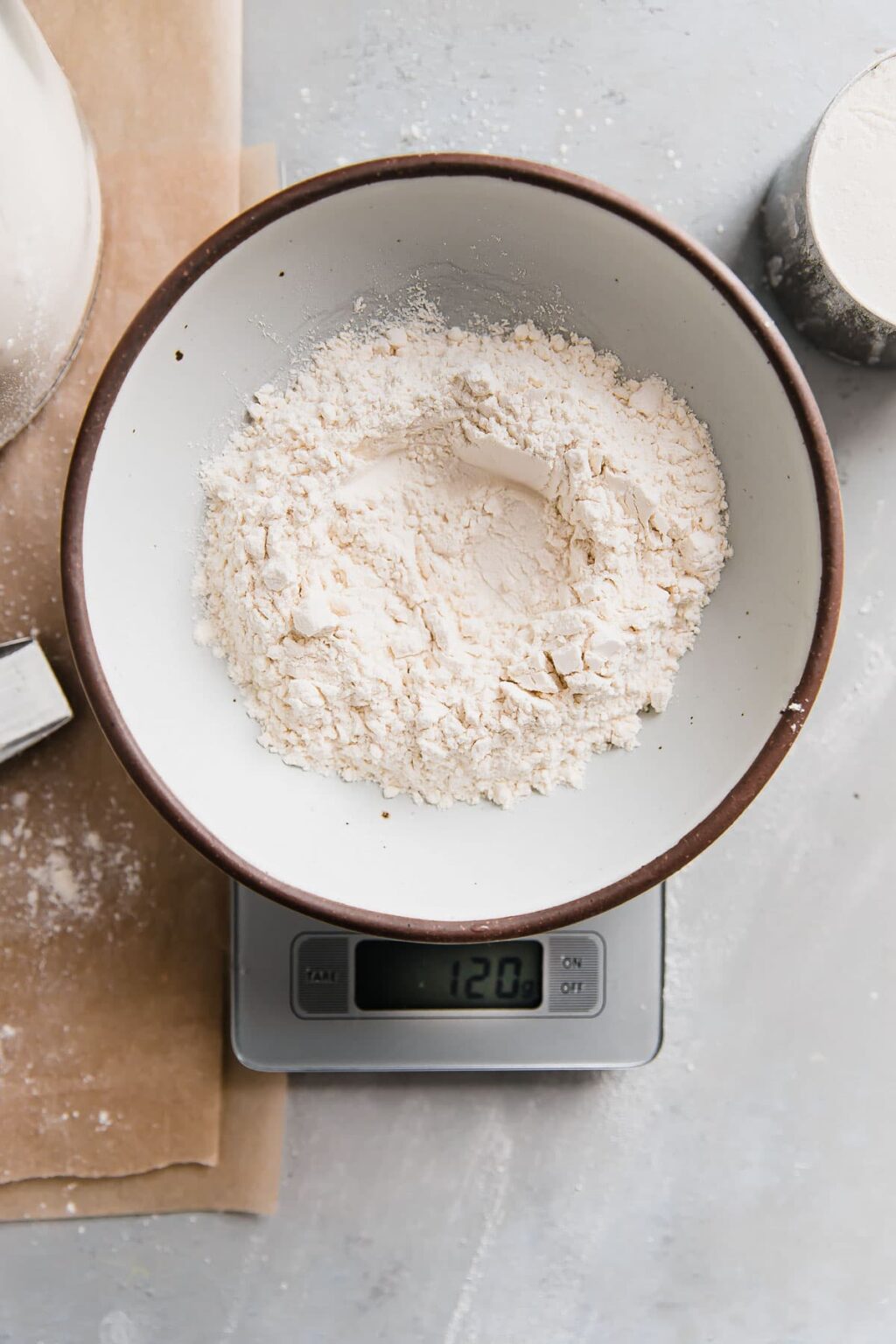 Bread Flour Vs All Purpose Flour (with Substitution Tips) - A Beautiful ...